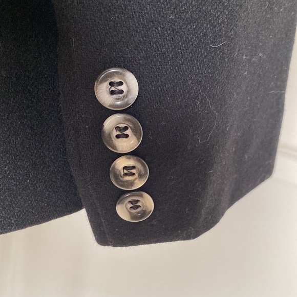 Evan Picone Classic Black Suit Jacket - Picture 4 of 9